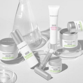 bareMinerals AGELESS phyto-aha radiance peeling Tẩy tế bào chết da mặt